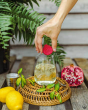 Load image into Gallery viewer, Sangria - Pomegranate, Hibiscus & Honeyberry